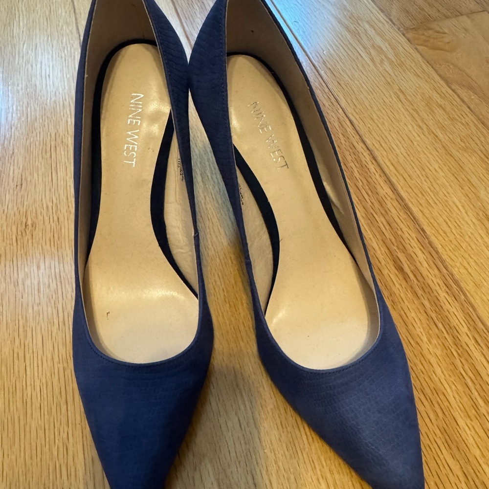 Nine West Navy Blue Heels